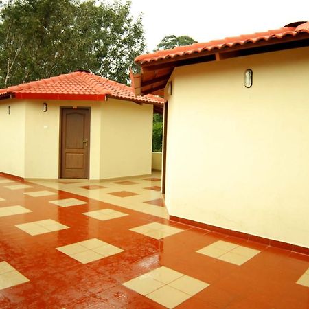 Ack Palacce Inn Yercaud Exterior photo